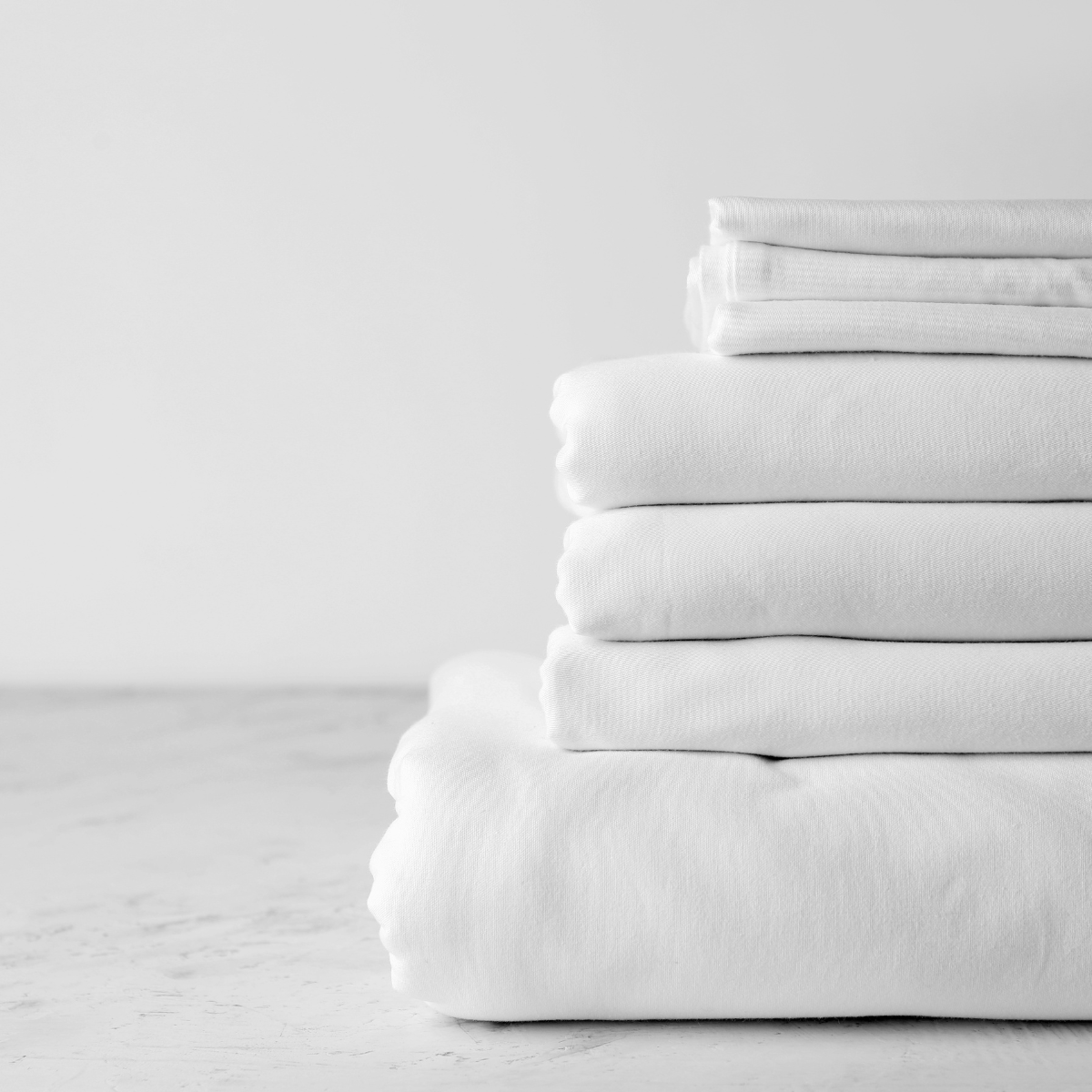 Sábanas blancas de hotel 