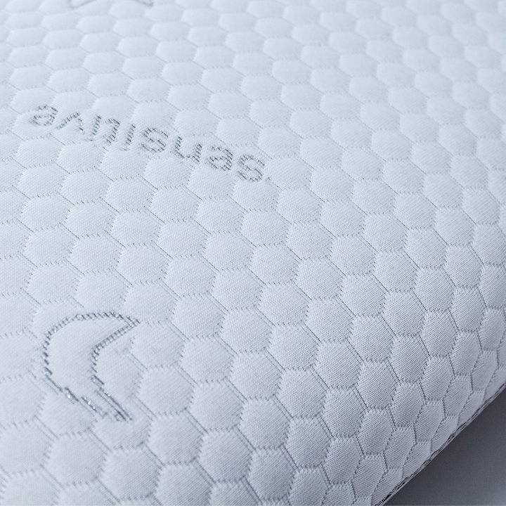 Almohada hotelera viscoelástica antialérgica y antiácaros