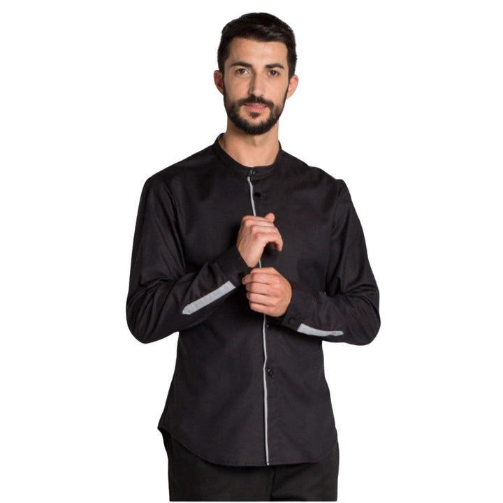 Camisa caballero negra entallada con cuello mao para camarero