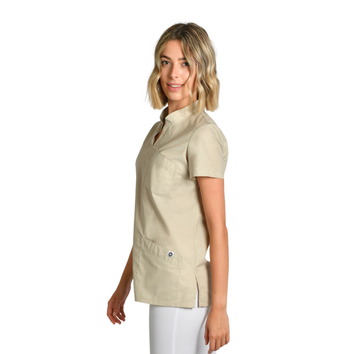 Casaca blanca profesional para spa de lujo con bolsillos