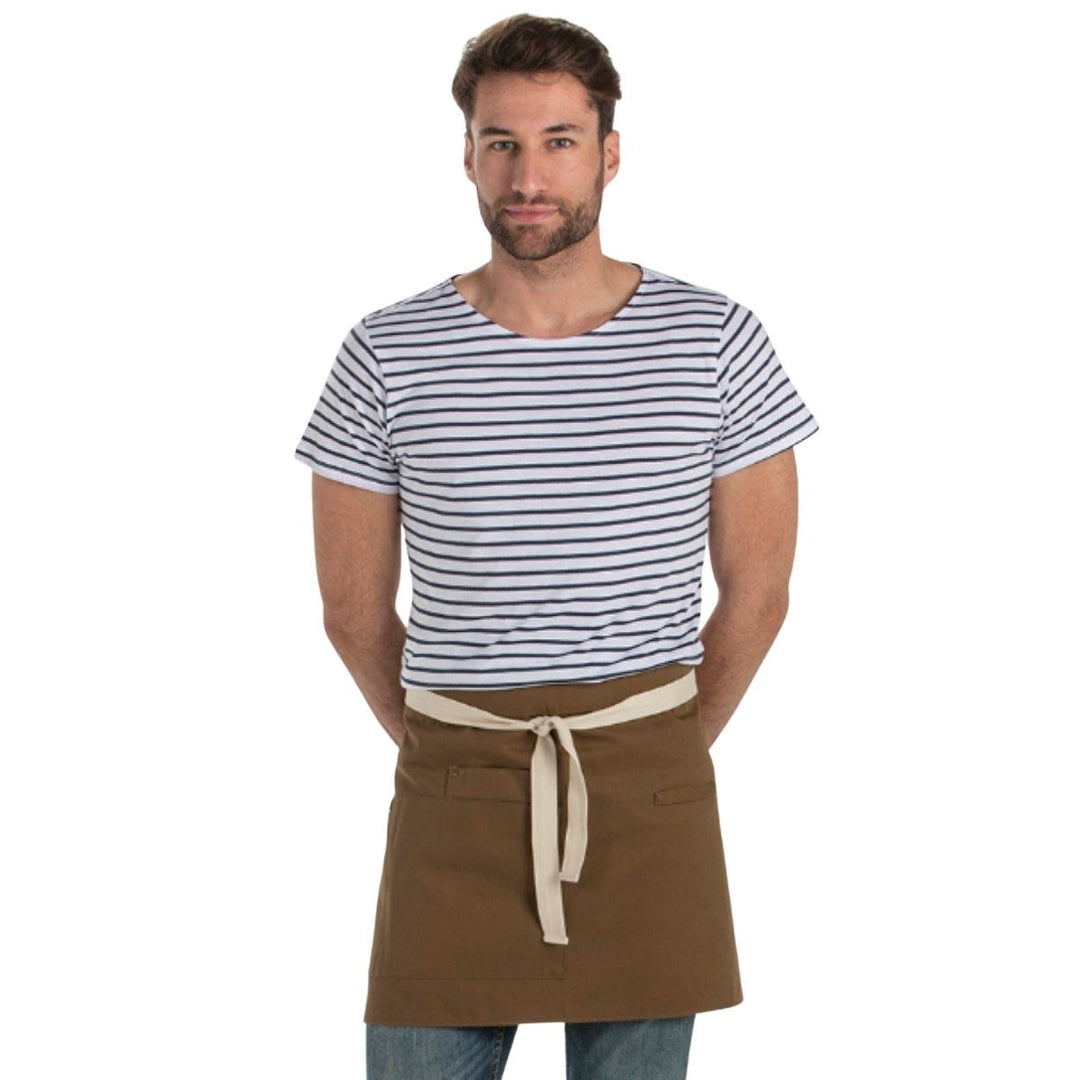 Brown short apron with pockets for waiters