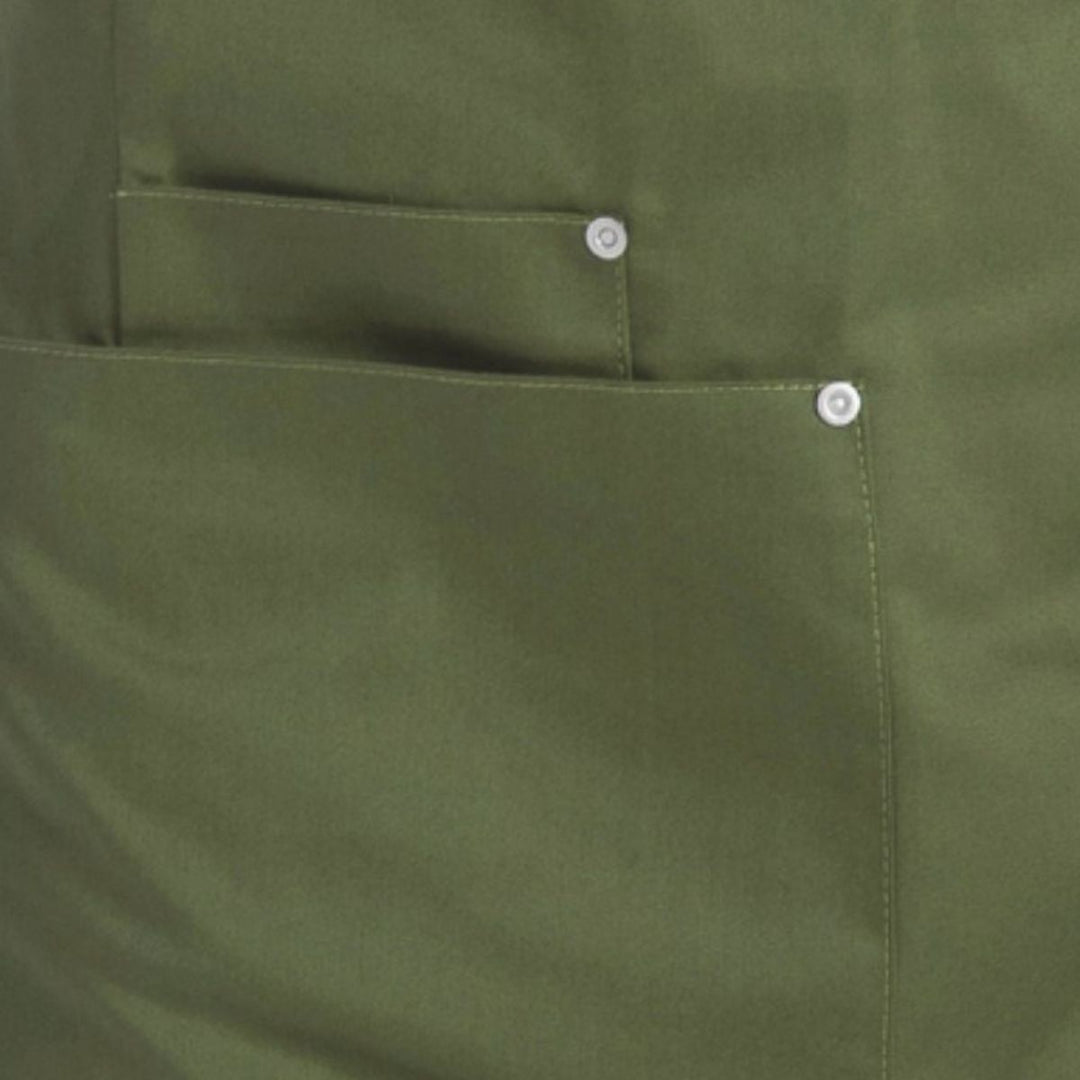 Delantal peto verde militar ideal para uso en hoteles y bares