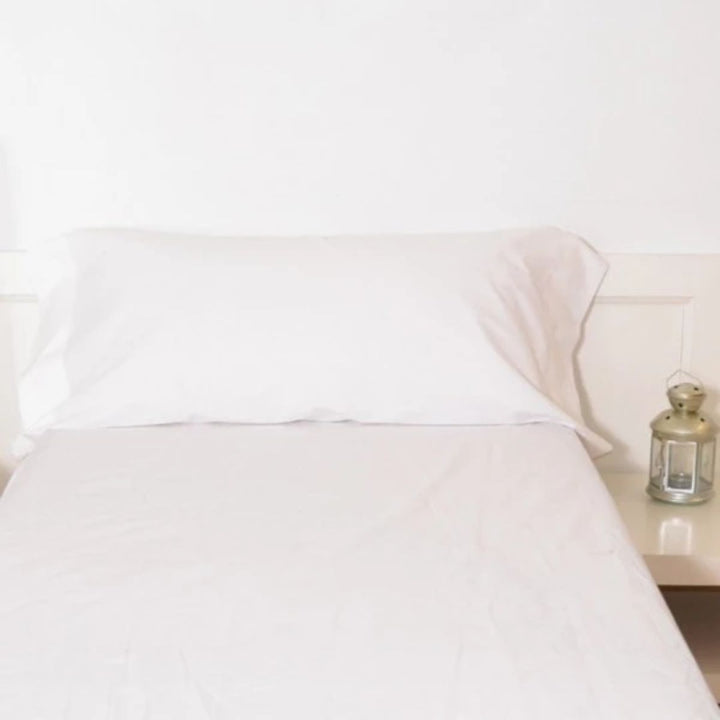 Funda de almohada Alg./Pol. 144 hilos Basic para hoteles, blanca y resistente