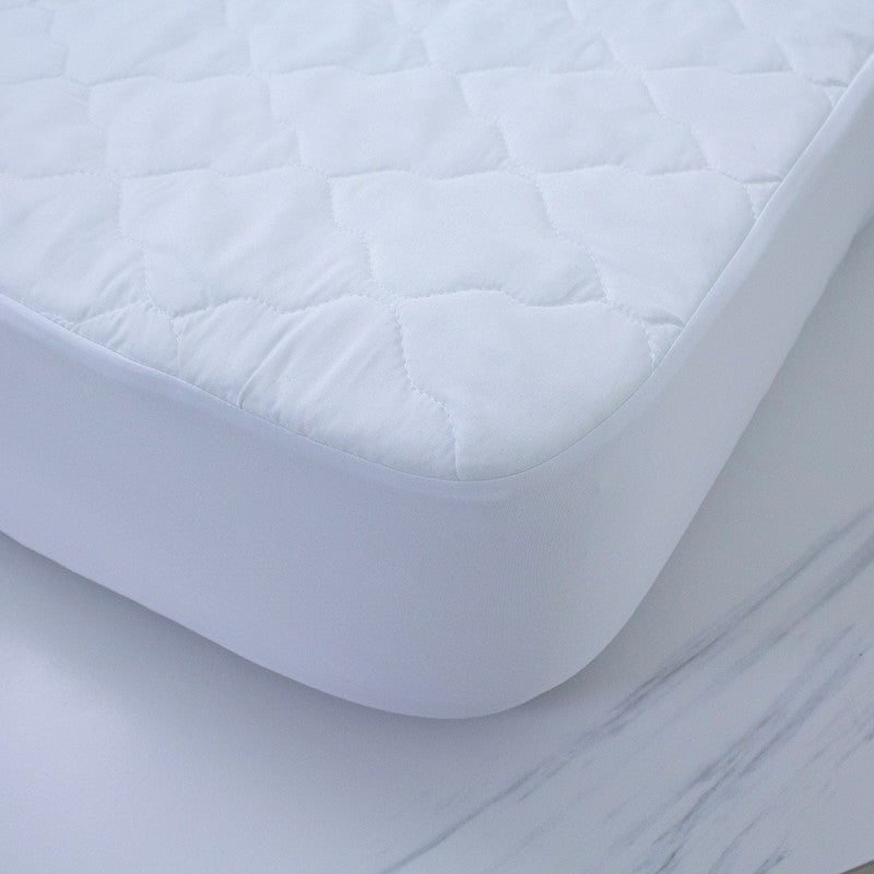 PVC-free and breathable hotel mattress cover