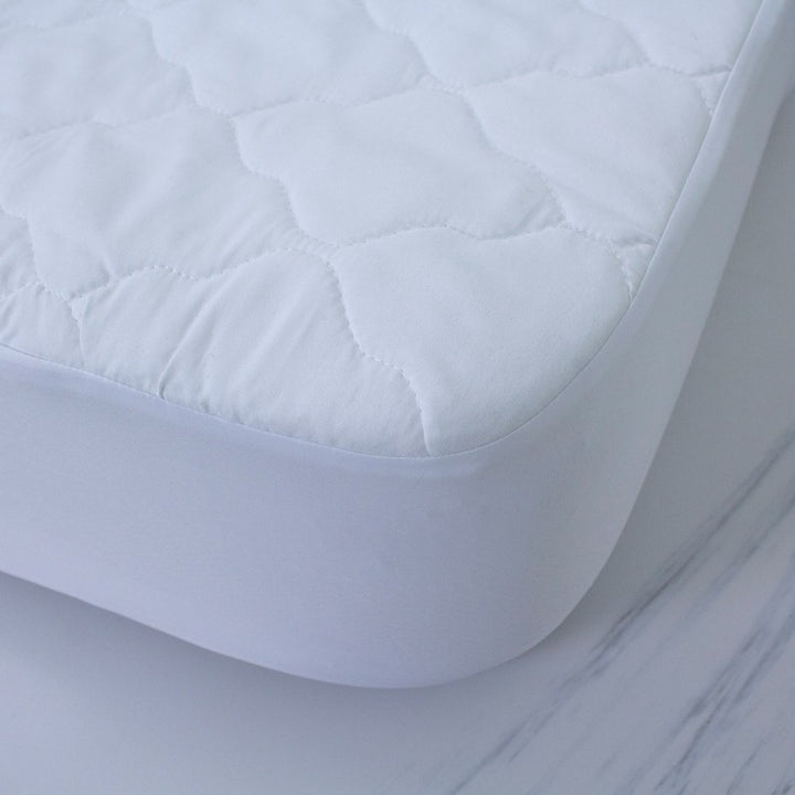 Quilted mattress protector fabric-white fabric for hotels