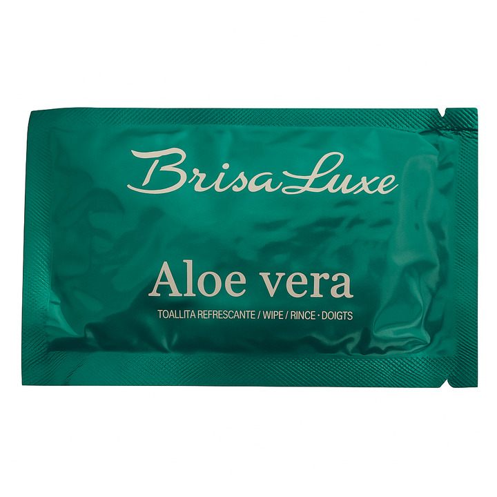 Individual Aloe Vera towelette, ideal as a bath towel for hotels.