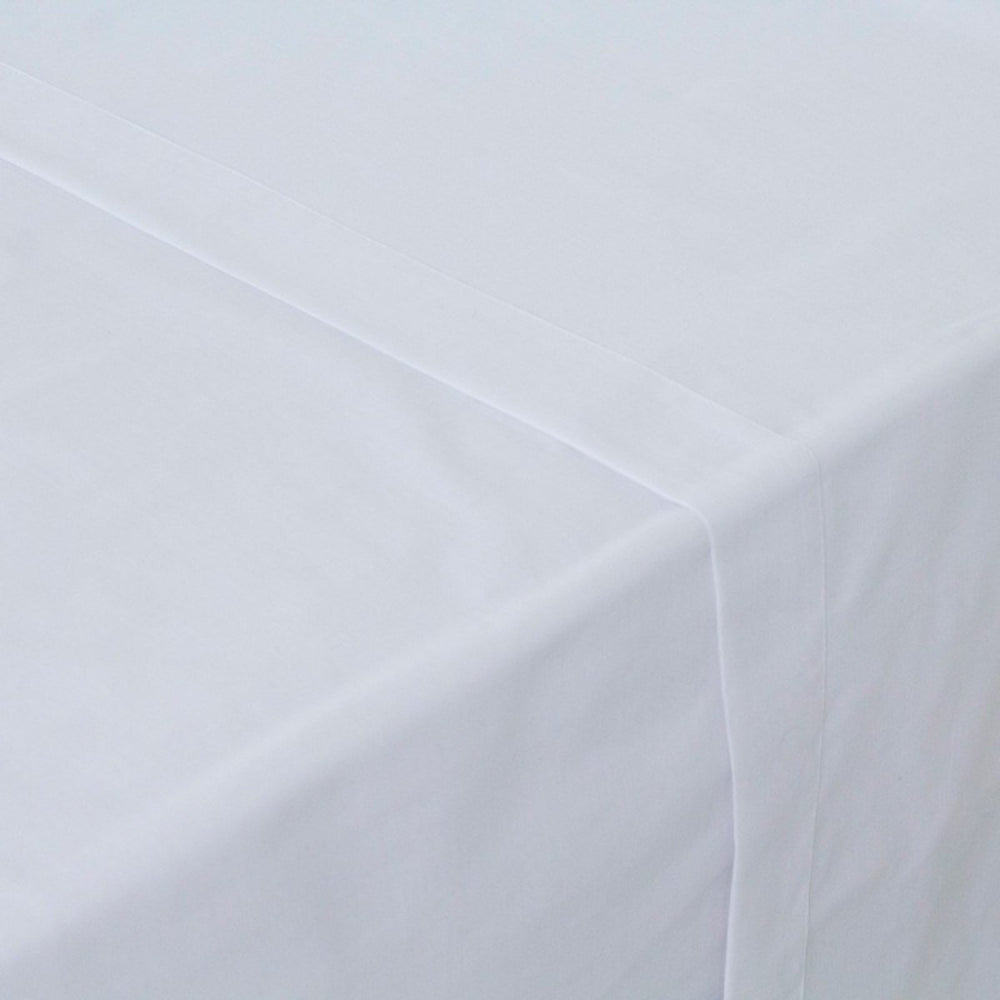 Detail of 144 thread count cotton/polyester blend fabric