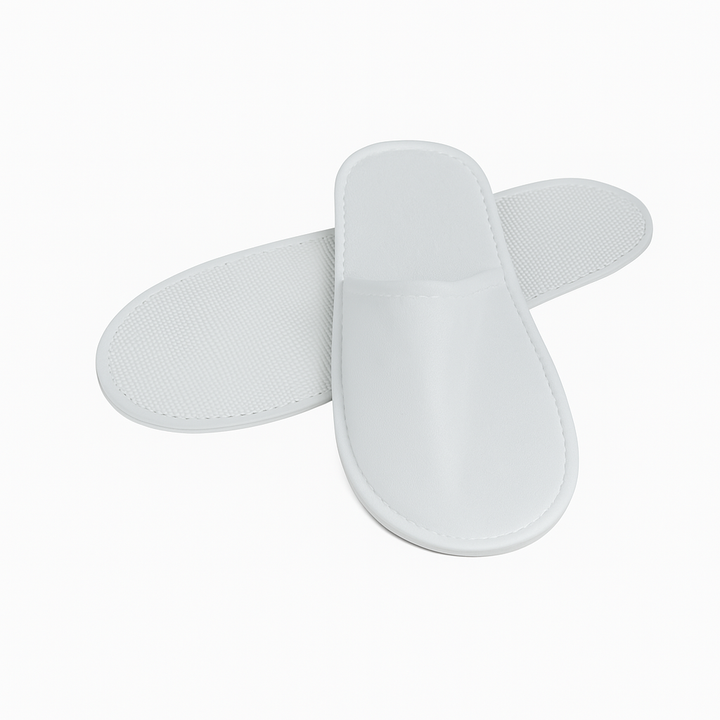 Wholesale white plush closed hotel slippers