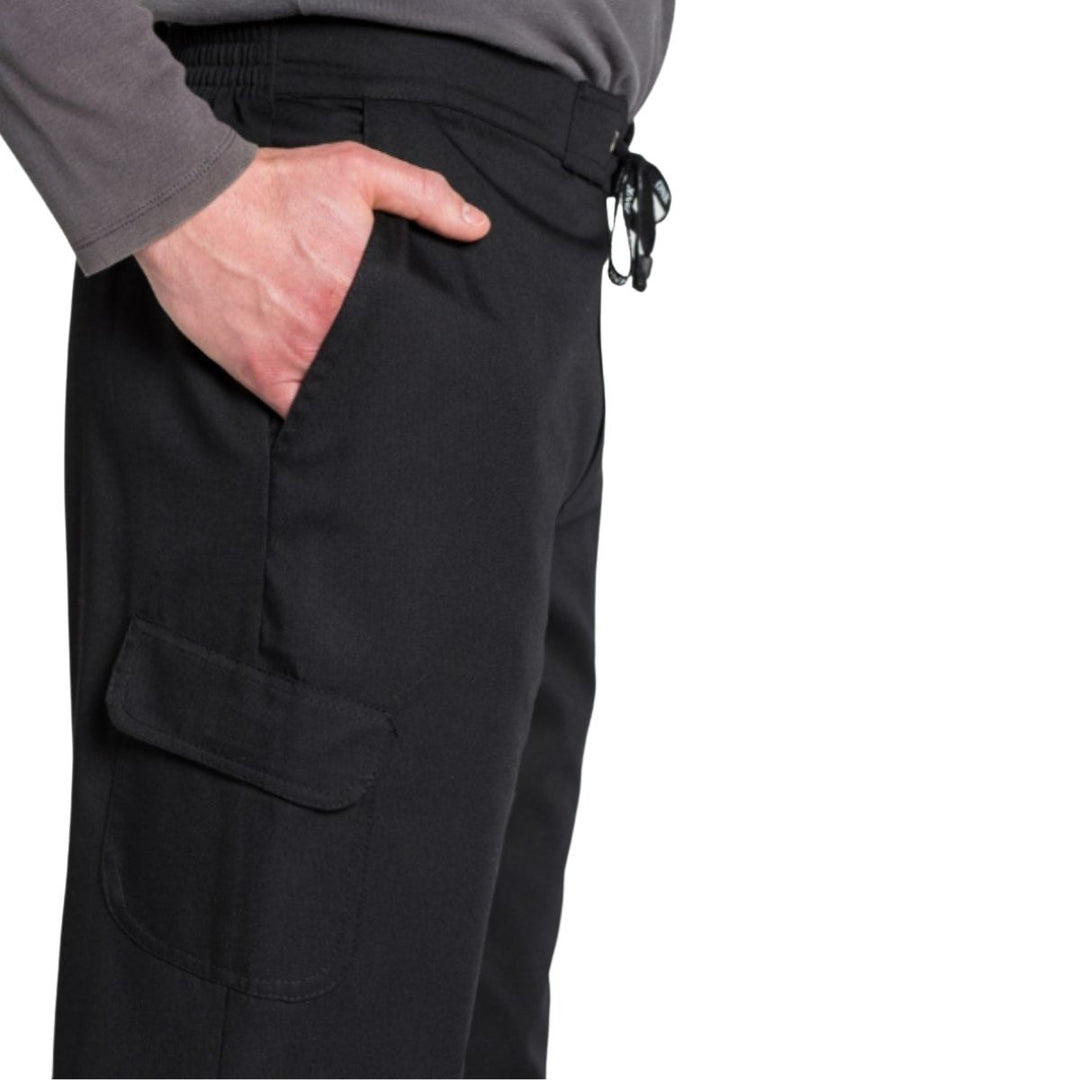 Pantalon noir pour homme, confortable et résistant.